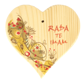 "Rada te imam" na lesenem masivnem srcu 10 x 10 cm